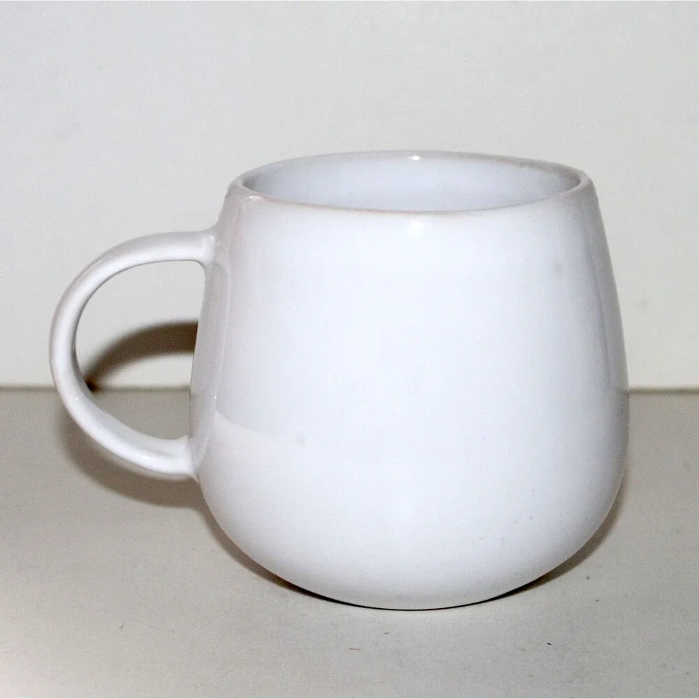 Crate & Barrel Ora tea coffee Mug stoneware white grey modern kitchen